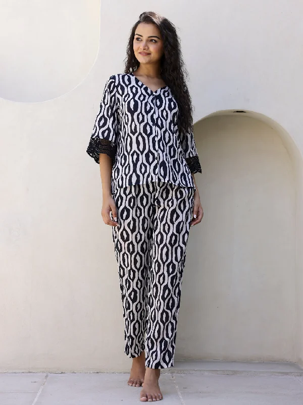 Black and White Geometric Cotton Night Suit