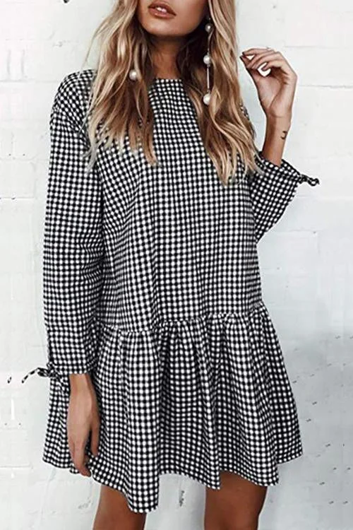 WanaDress Sweet Black & White Tartan Plaid Mini Dress