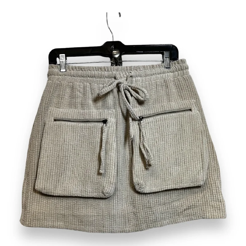 Skirt Mini & Short By Promesa In Tan, Size: M