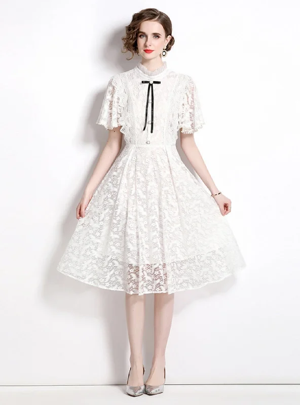 White Lace Slim Short Sleeve Dress